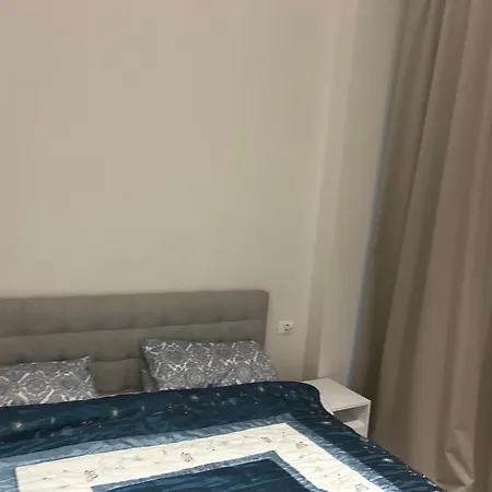 Private House With Balcony