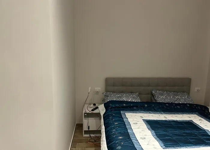 Private House With Balcony Apartmán